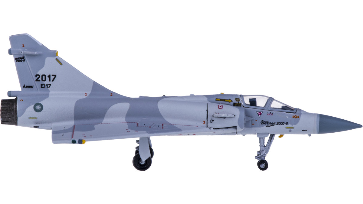 Mirage 2000-5 Base Aérienne 102 au 1//200